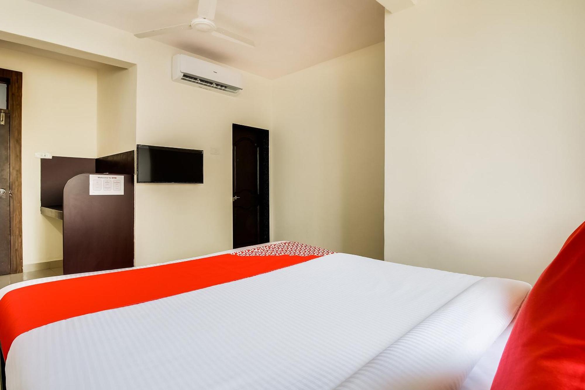 פונה Hotel O Galaxy Near Inox מראה חיצוני תמונה