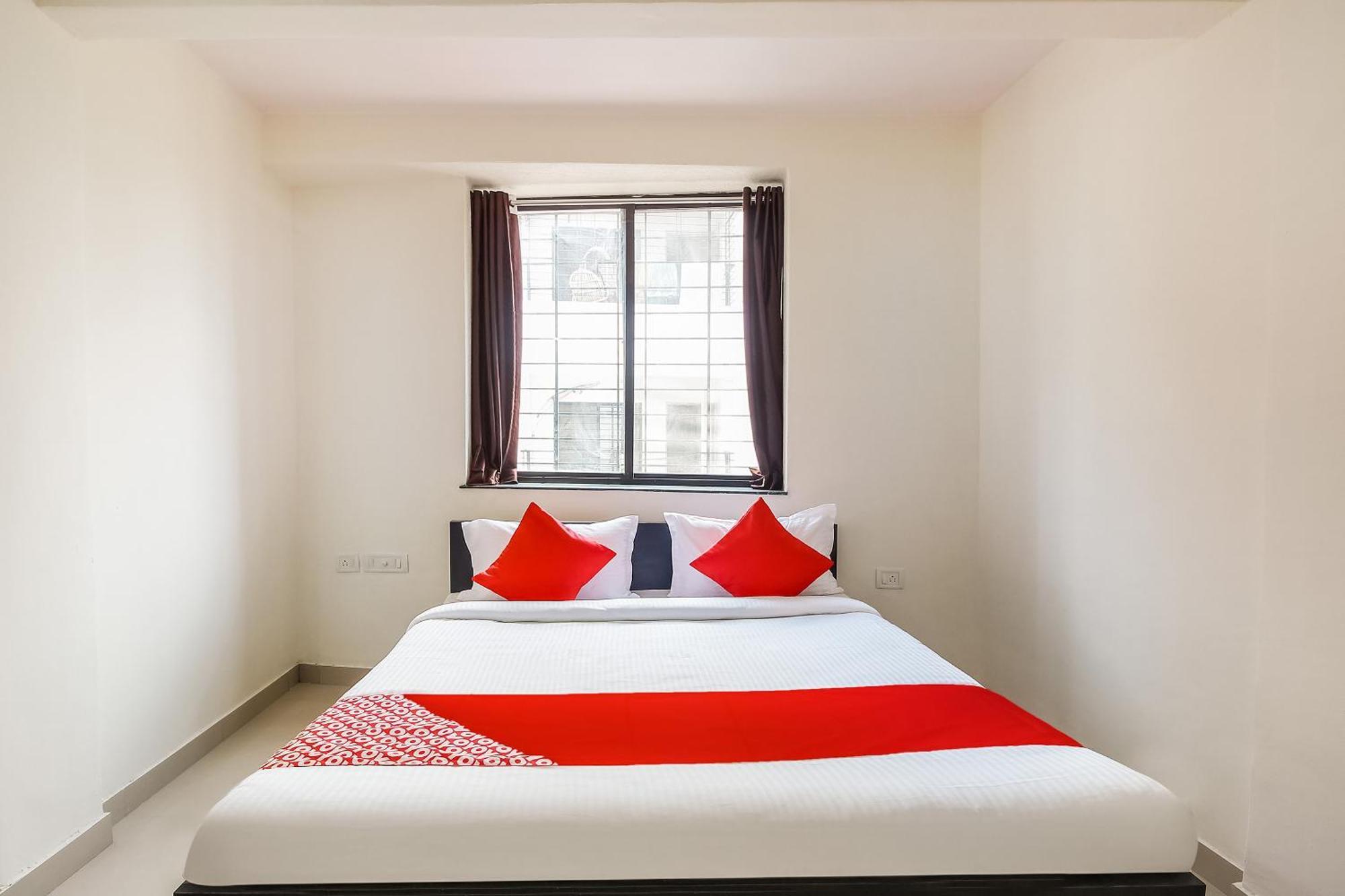 פונה Hotel O Galaxy Near Inox מראה חיצוני תמונה